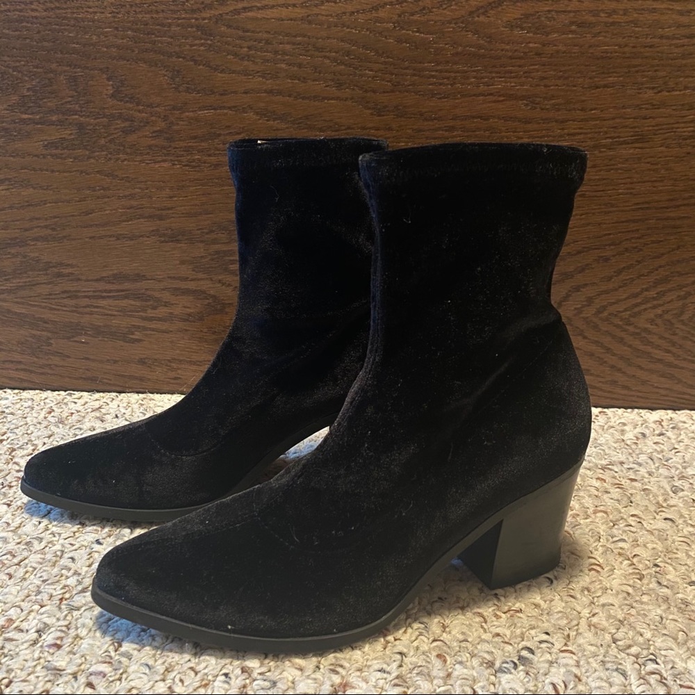 Forever 21 - Sock Booties